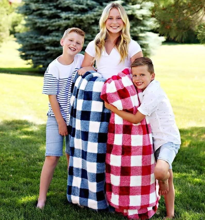 Checkered Blanket JulesRoche Buffalo Plaid Plush - Navy & White