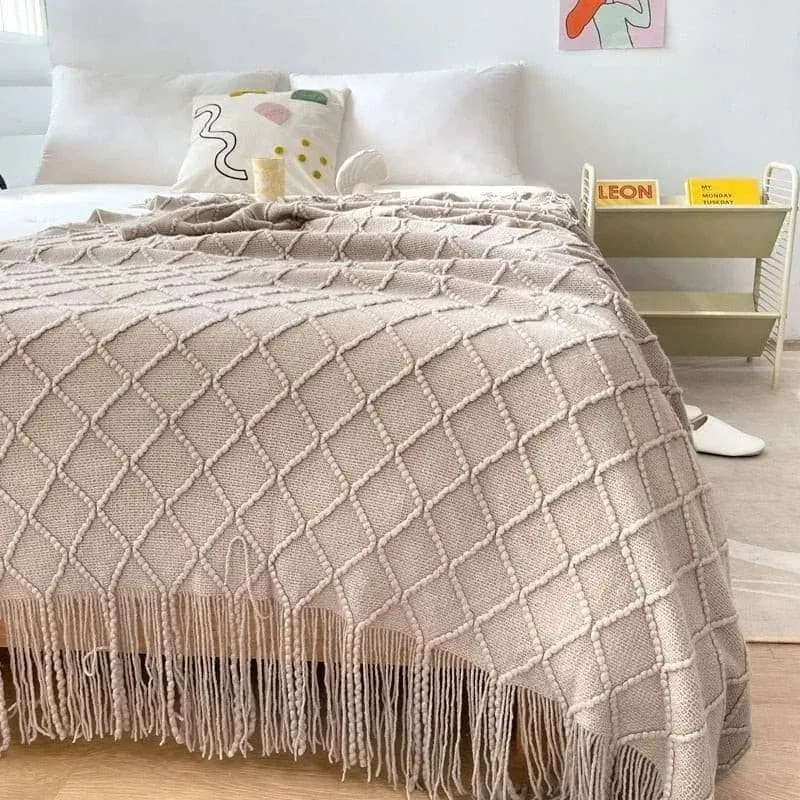 Cozy Plaid Blanket