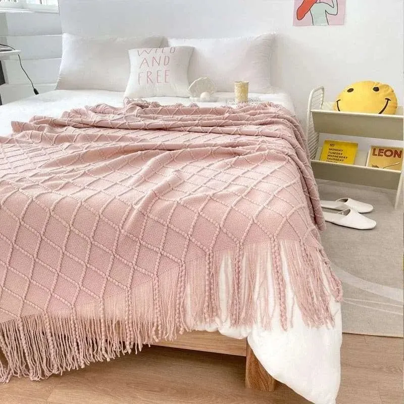 Cozy Plaid Blanket
