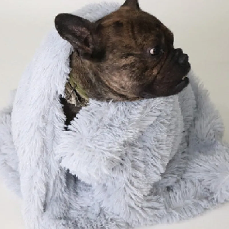Soft Pet Dog Blanket – Warm Wool & Polyester Plush Blanket for Medium and Large Dogs